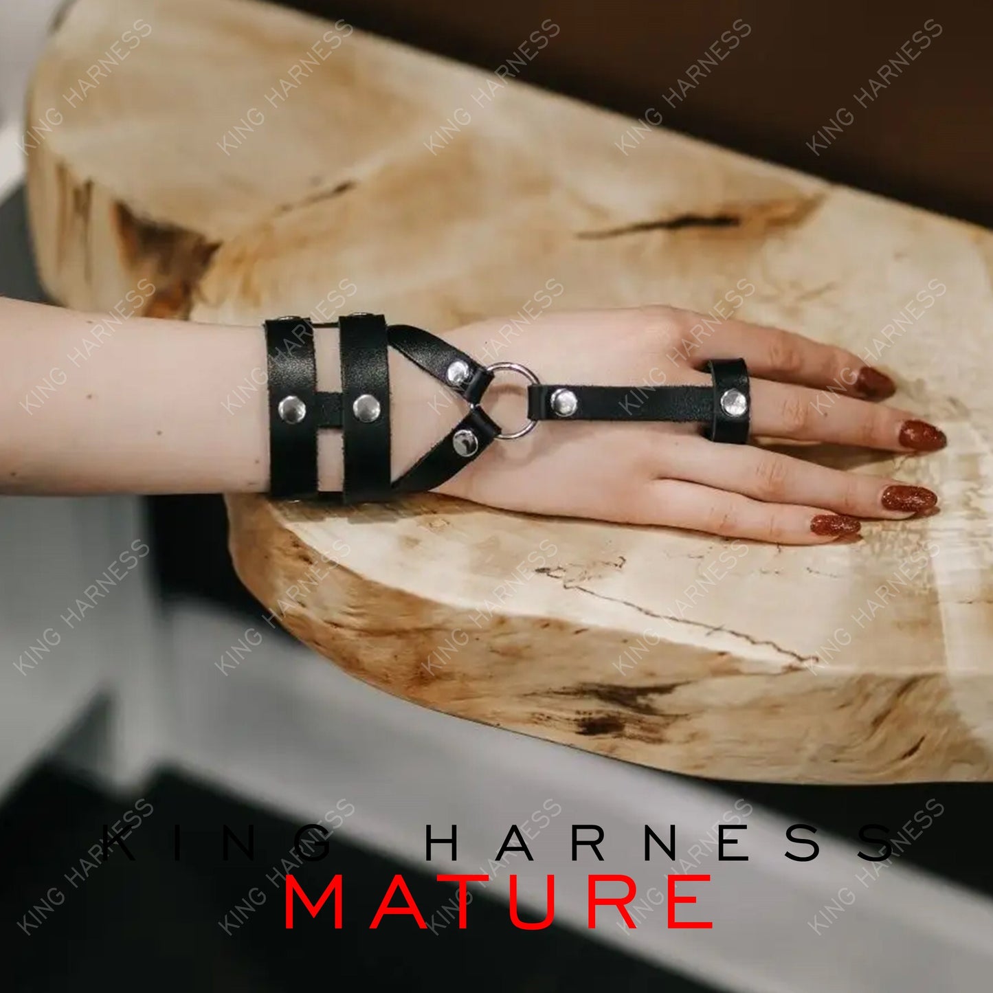 Harness Bracelet, Leather Had Harness, Handmade Leather Bracelet, Finger Bracelet, Womens Leather Bracelet, Finger Palm Leather Bracelet