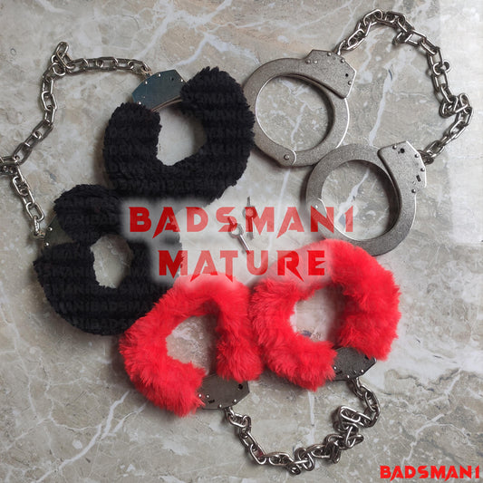 Furry Ankle Restraints, Adjustable Foot Cuffs with Chain, Soft Padded Anklets for Bondage & Roleplay, Restraint Cuff, BDSM Cuffs, Love Game